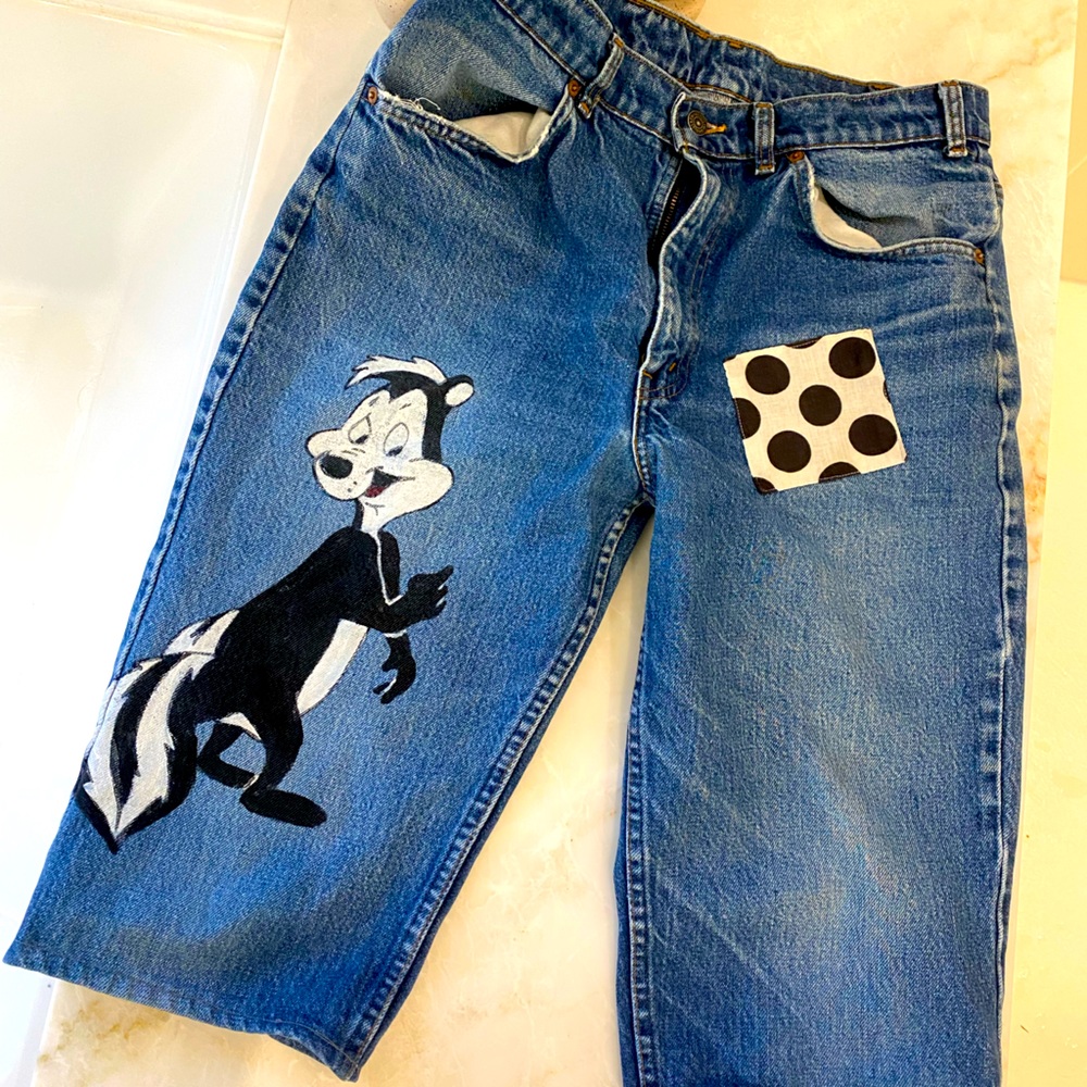 OOAK 🎉HP🎉Warner Brothers/Levi’s custom made Bermuda shorts